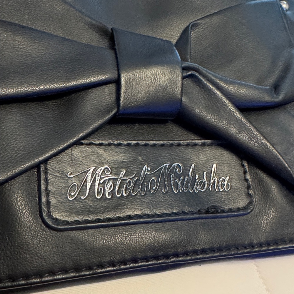 Metal Mulisha Black wristlet clutch type purse - Picture 2 of 6